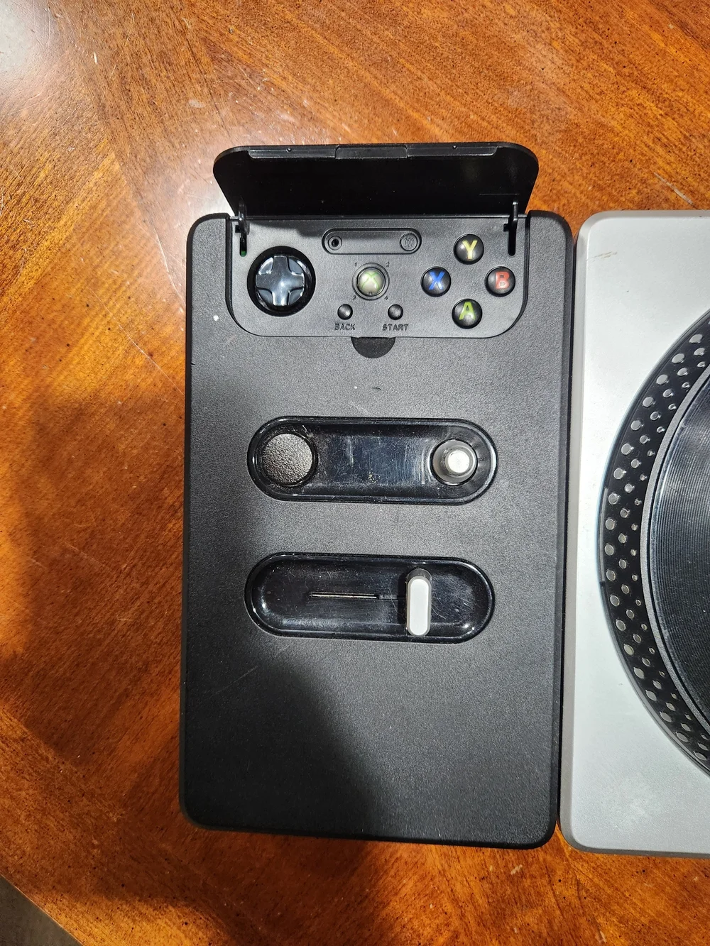 Portable DJ Turntable Controller - Black/White For X-Box 360
